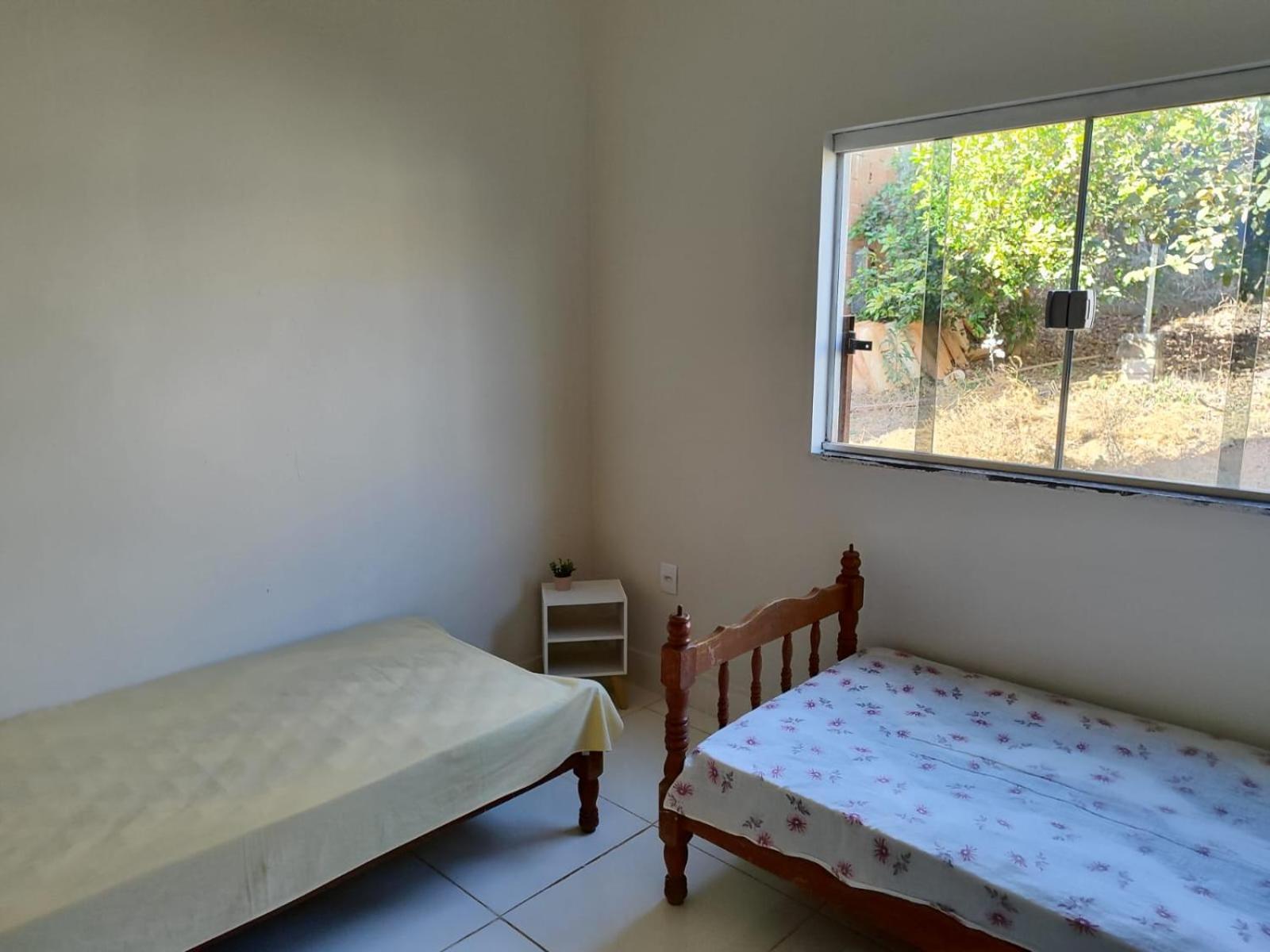 Casa Espacosa Em Frente A Pracinha Capitólio 外观 照片