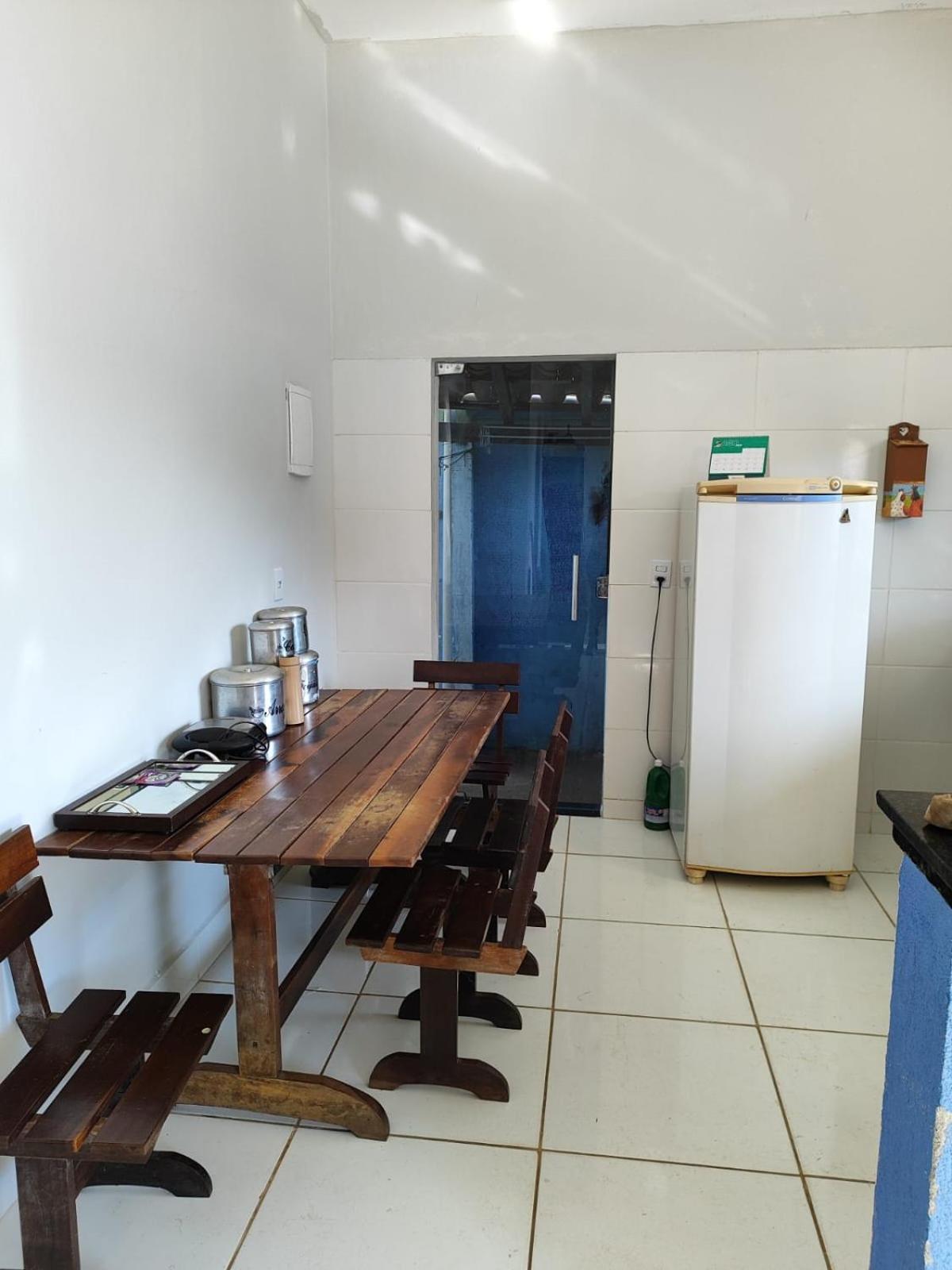 Casa Espacosa Em Frente A Pracinha Capitólio 外观 照片